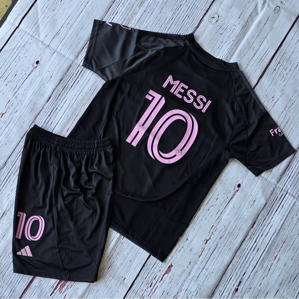 Inter Miami Messi Set for Kids - Picture 3 of 4